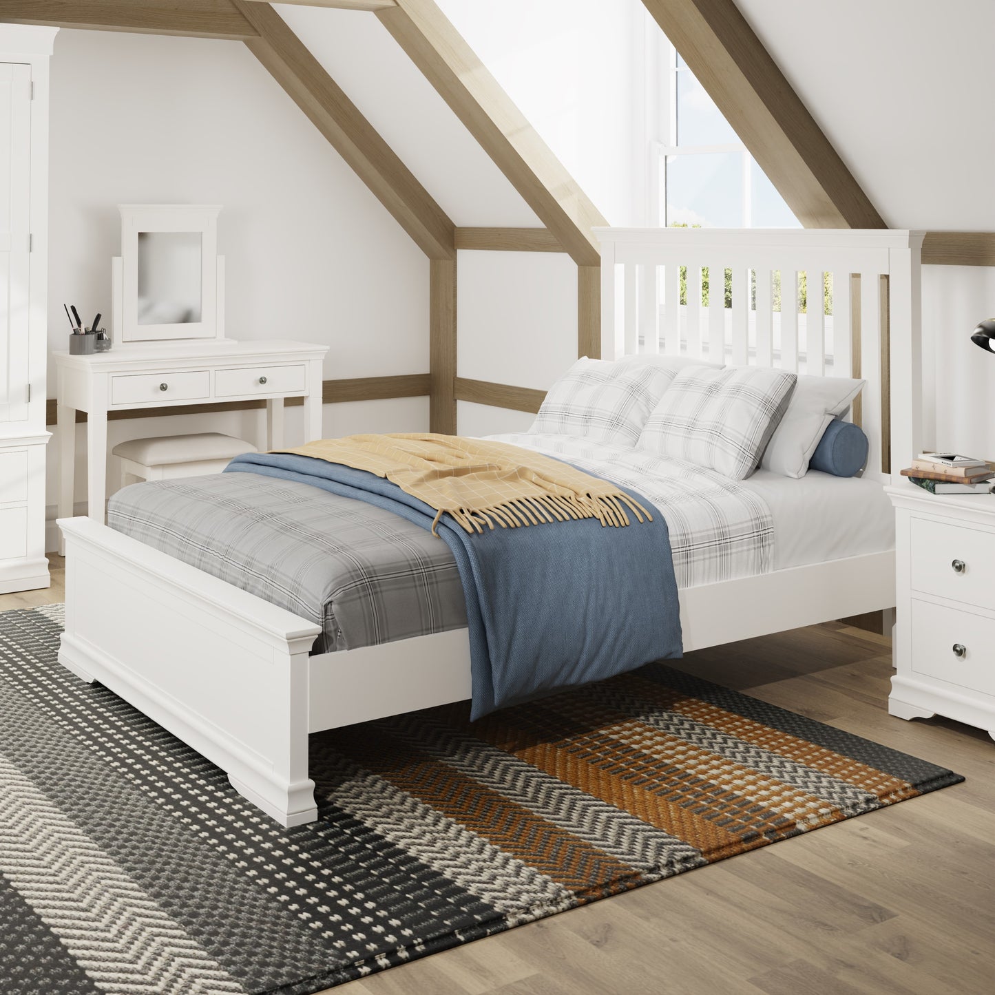 SW Bedroom - White 4'6 Bed