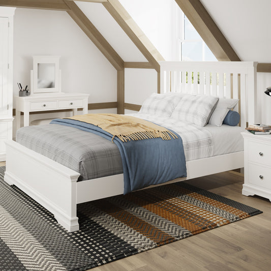 SW Bedroom - White 5'0 Bed